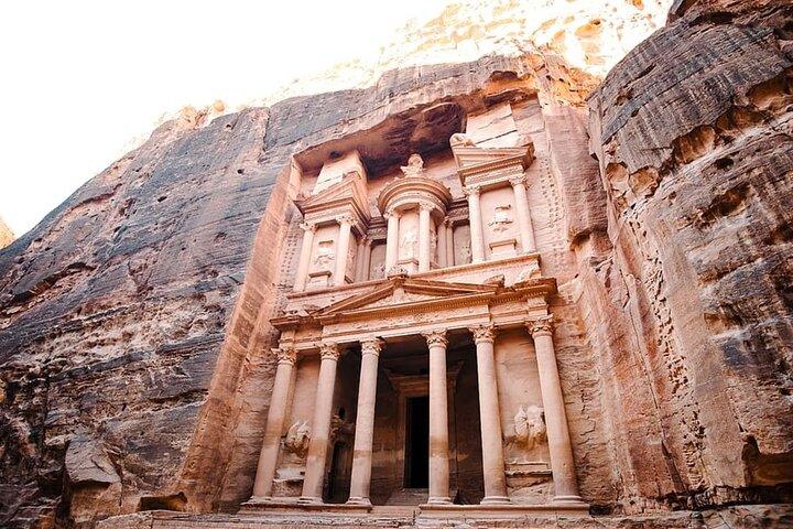 One Day Tour To Petra